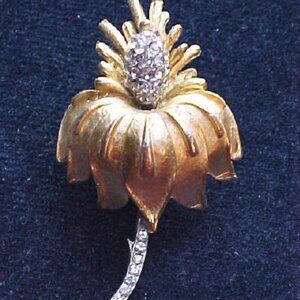 Vintage 1950's Hibiscus Brooch with Rhinestone Stamen